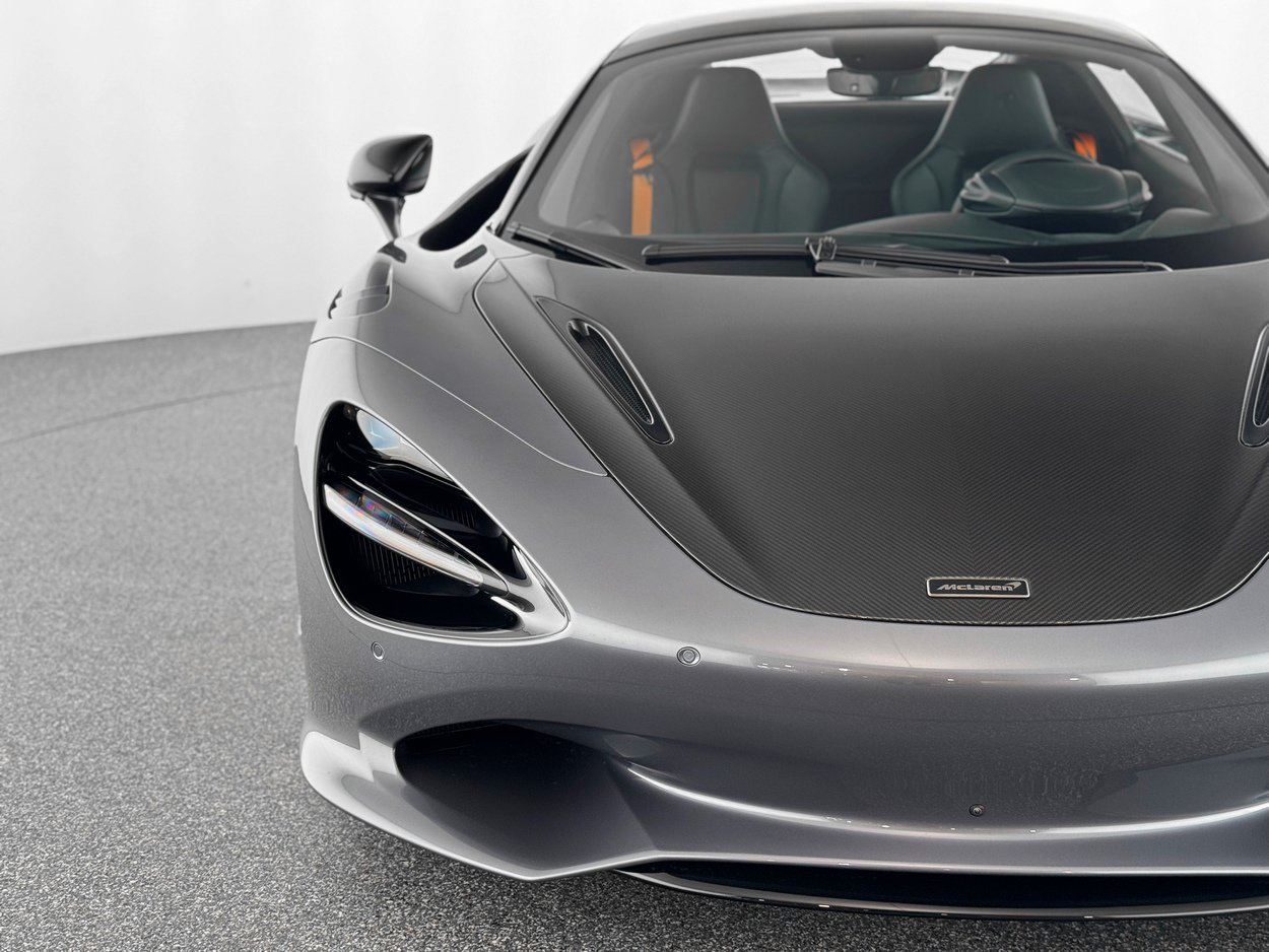 New 2026 McLaren 750S Spider RWD image 35