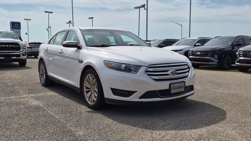 Used 2017 Ford Taurus Limited FWD image 1