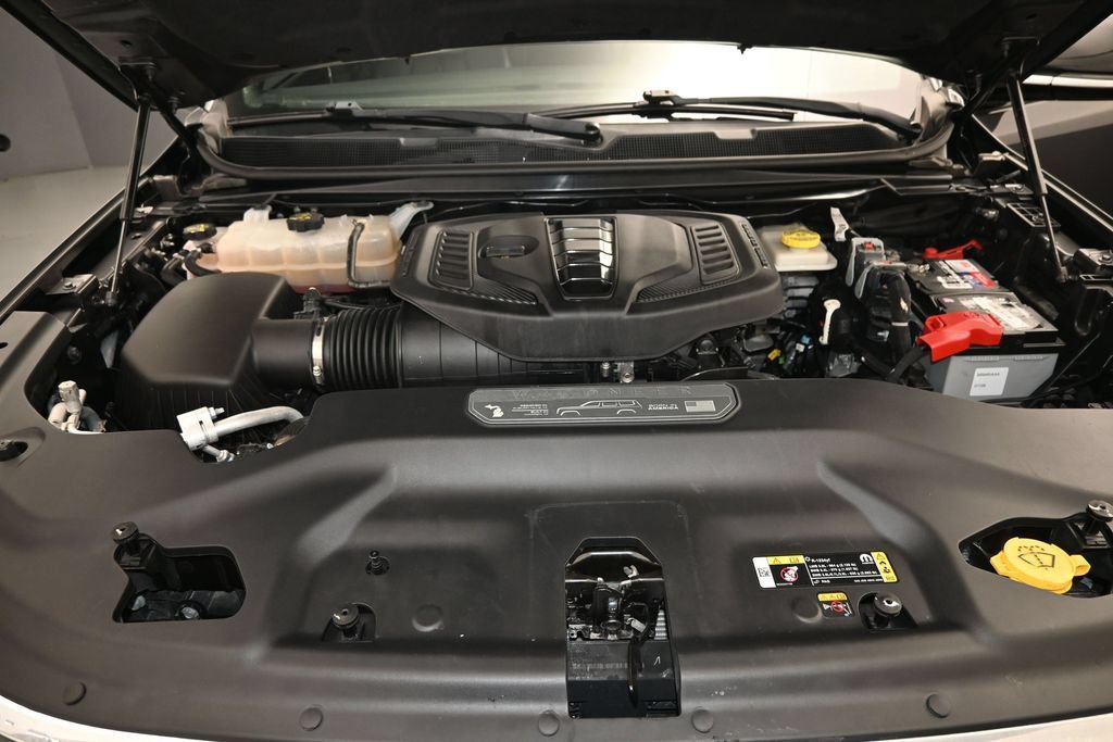 Used 2024 Jeep Wagoneer 4WD w/ Premium Group I image 28