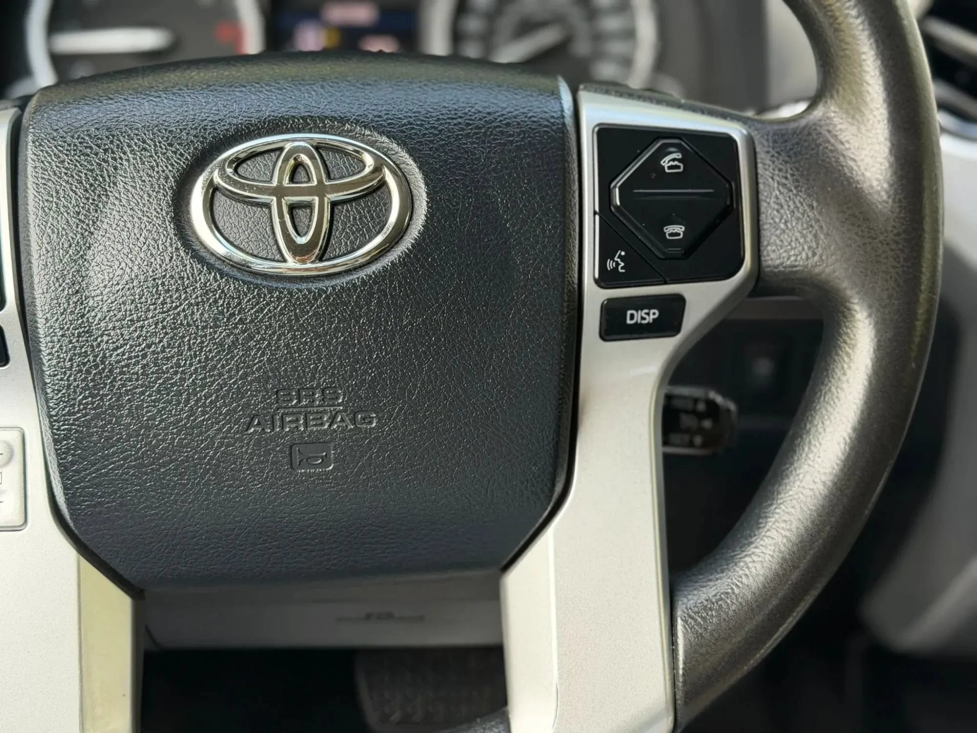 Used 2014 Toyota Tundra SR5 w/ TRD Off Road Package AWD/4WD image 29