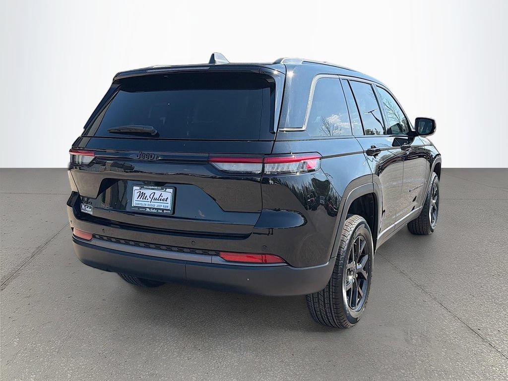 New 2026 Jeep Grand Cherokee Altitude AWD/4WD image 4