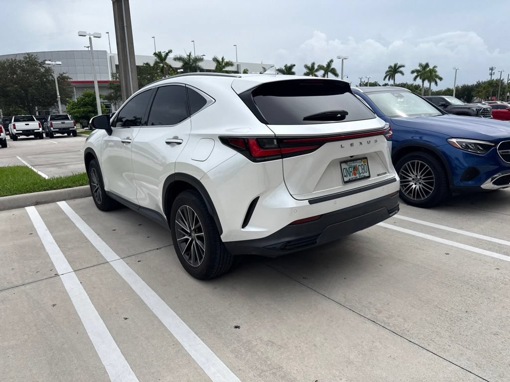 Used 2024 Lexus NX 250 FWD w/ Cold Area Package image 8