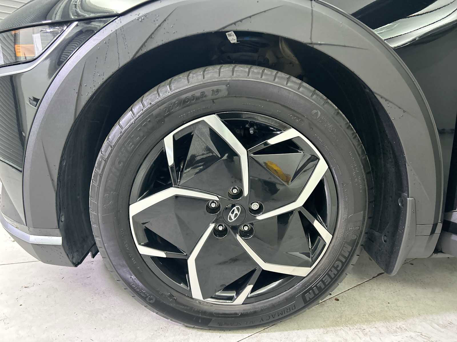 Used 2024 Hyundai Ioniq 5 SEL image 18