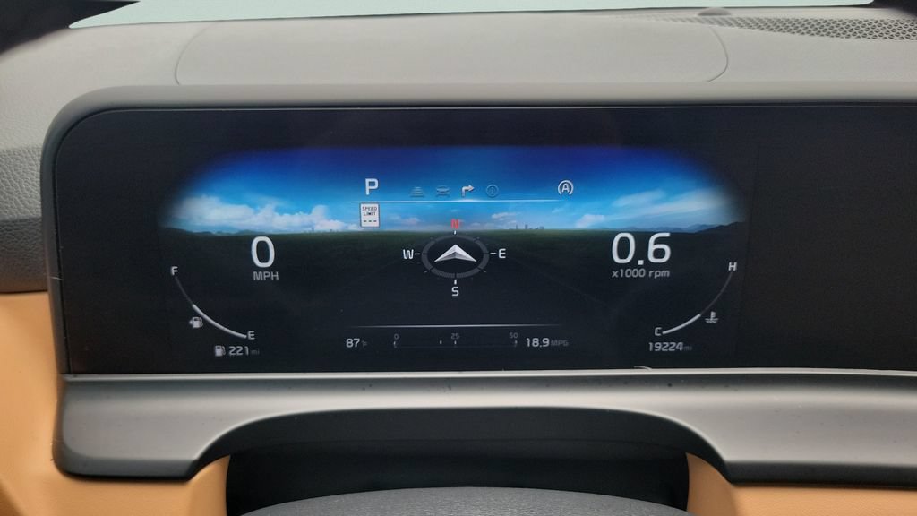 Used 2024 Kia Seltos EX FWD image 21