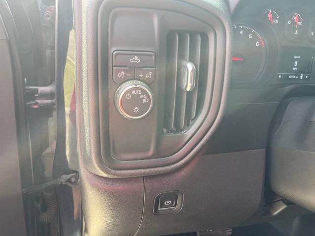 Used 2019 Chevrolet Silverado 1500 Custom w/ Infotainment Package RWD image 14