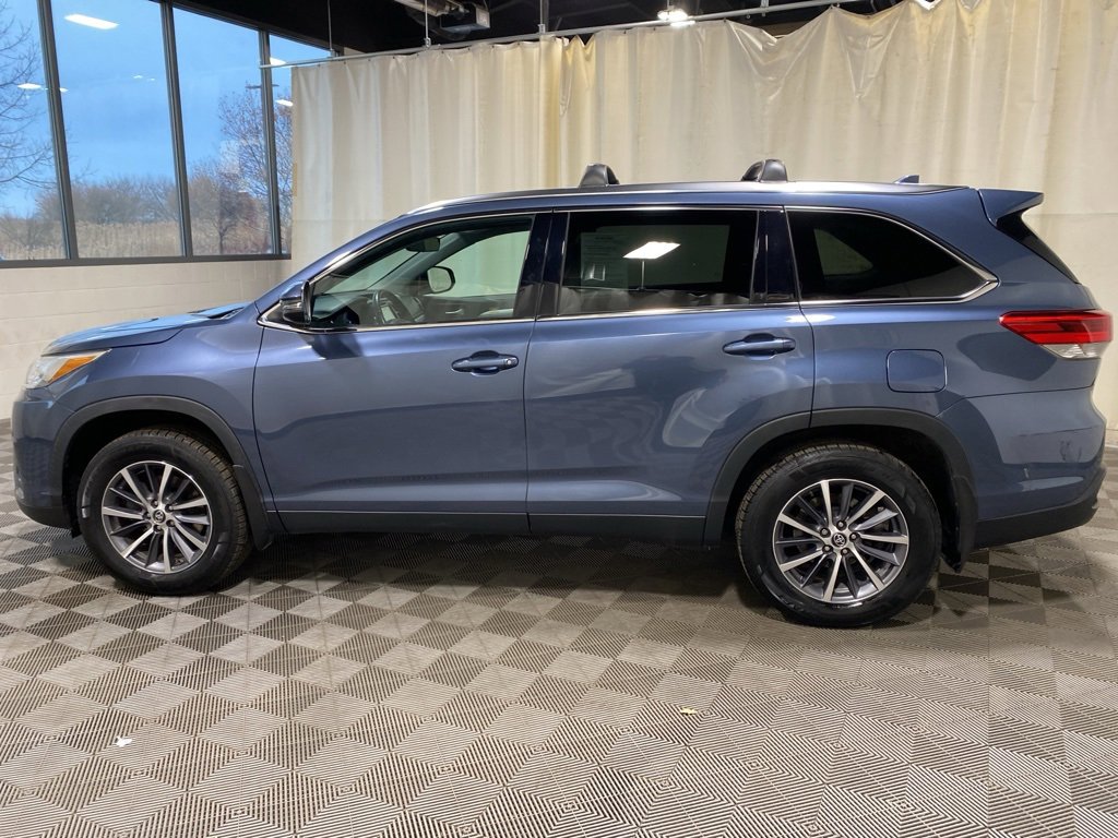 Used 2019 Toyota Highlander XLE image 10