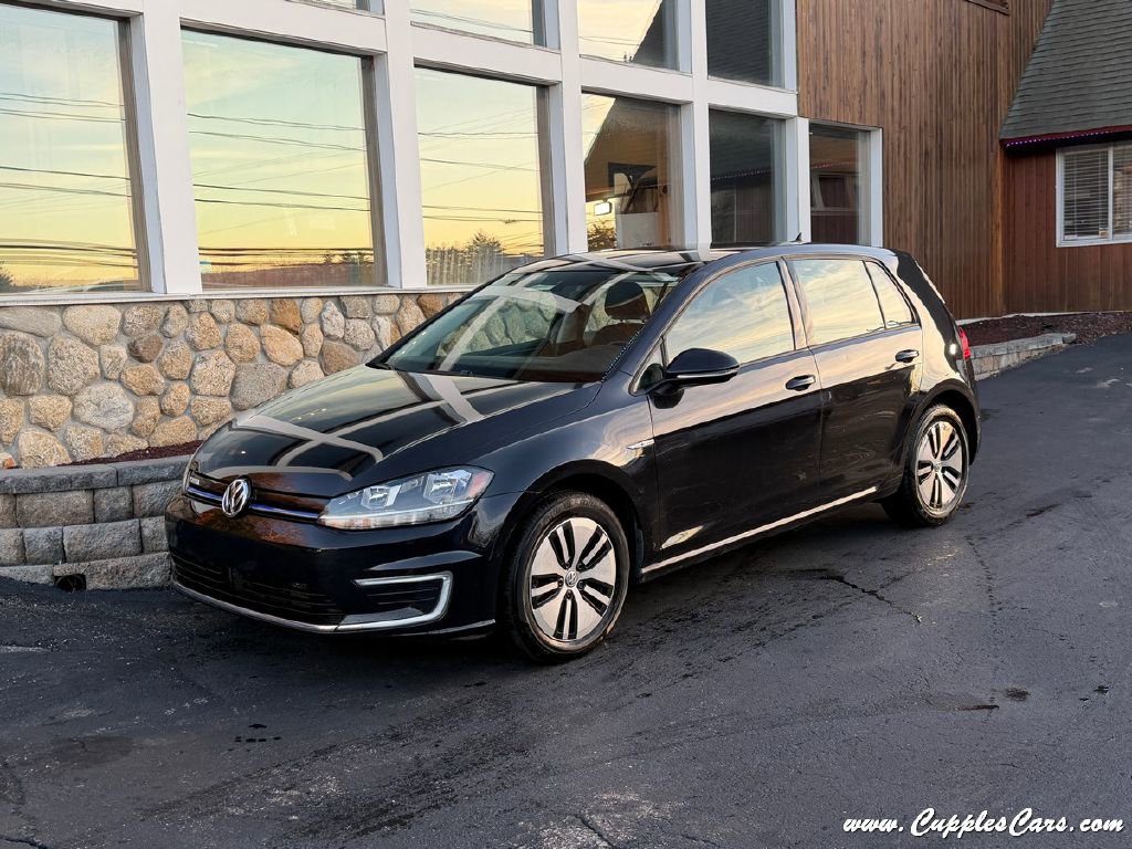 Used 2019 Volkswagen e-Golf SE w/ Driver Assistance Package FWD image 1