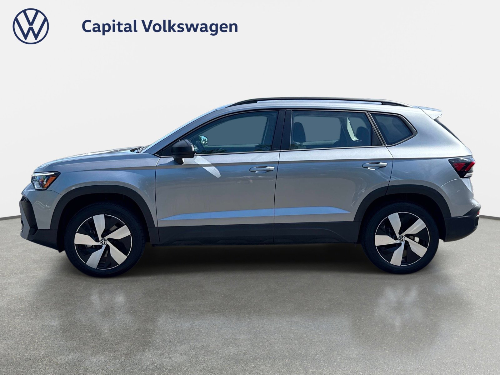 Used 2025 Volkswagen Taos S AWD/4WD image 8