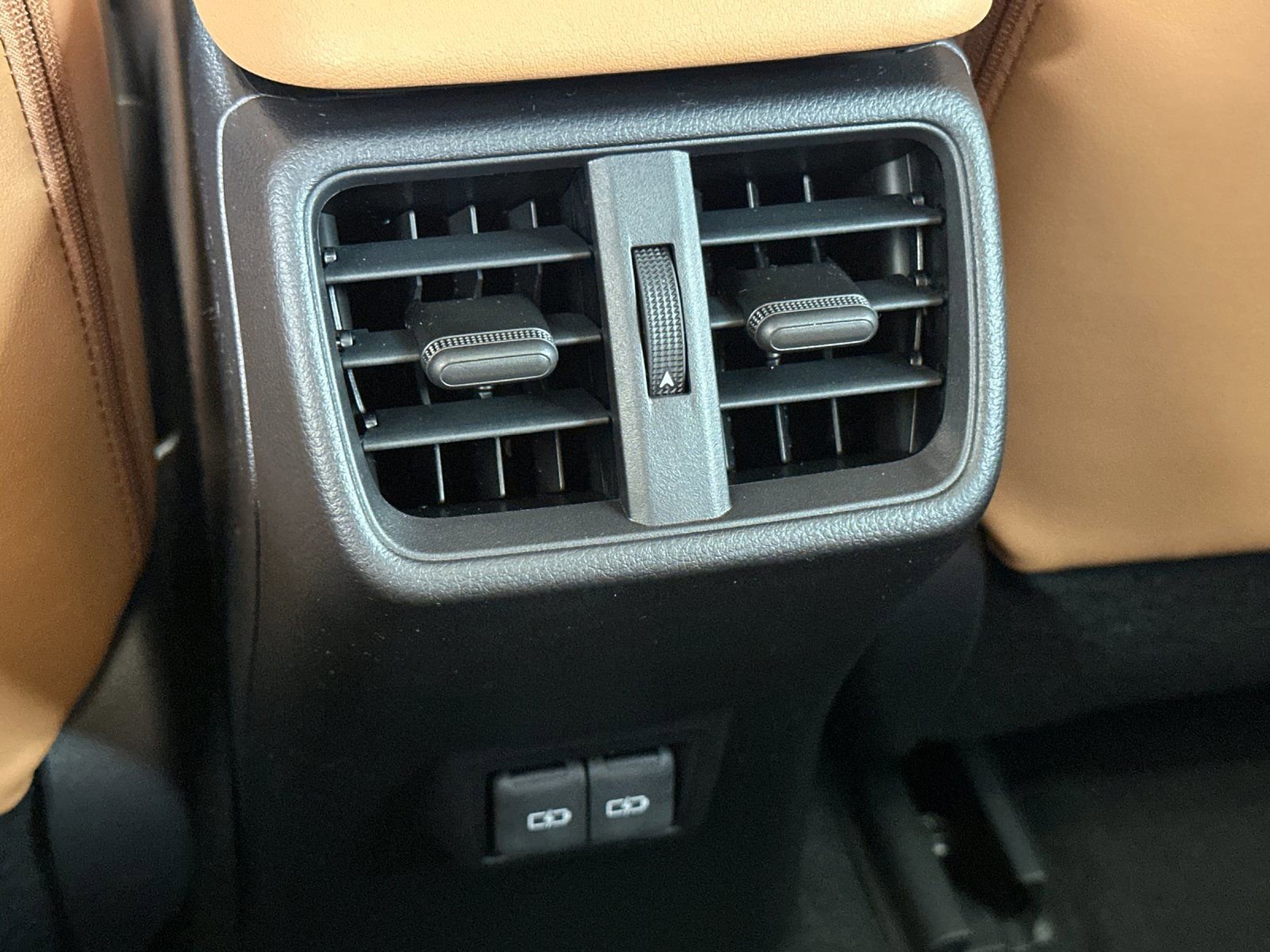 Used 2026 Lexus UX 300h AWD image 14