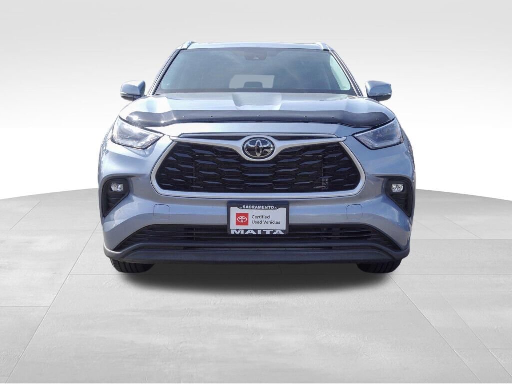 Certified 2021 Toyota Highlander XLE image 9