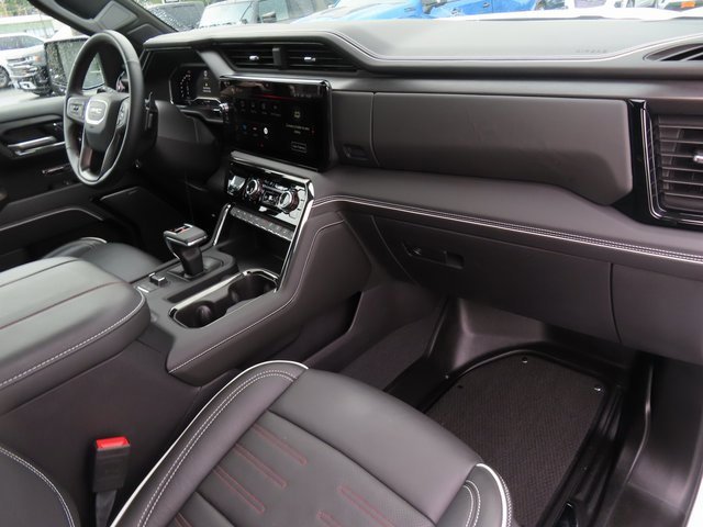 Used 2024 GMC Sierra 1500 AT4X image 43