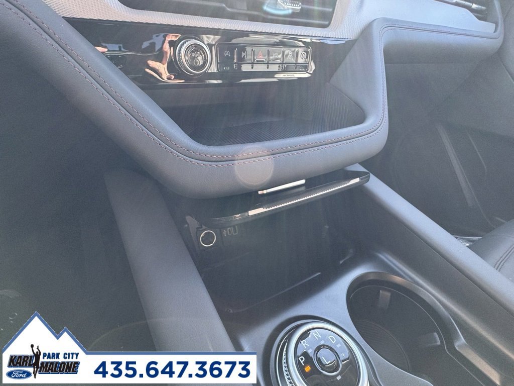 New 2025 Ford Explorer Active w/ Active Comfort Package image 20