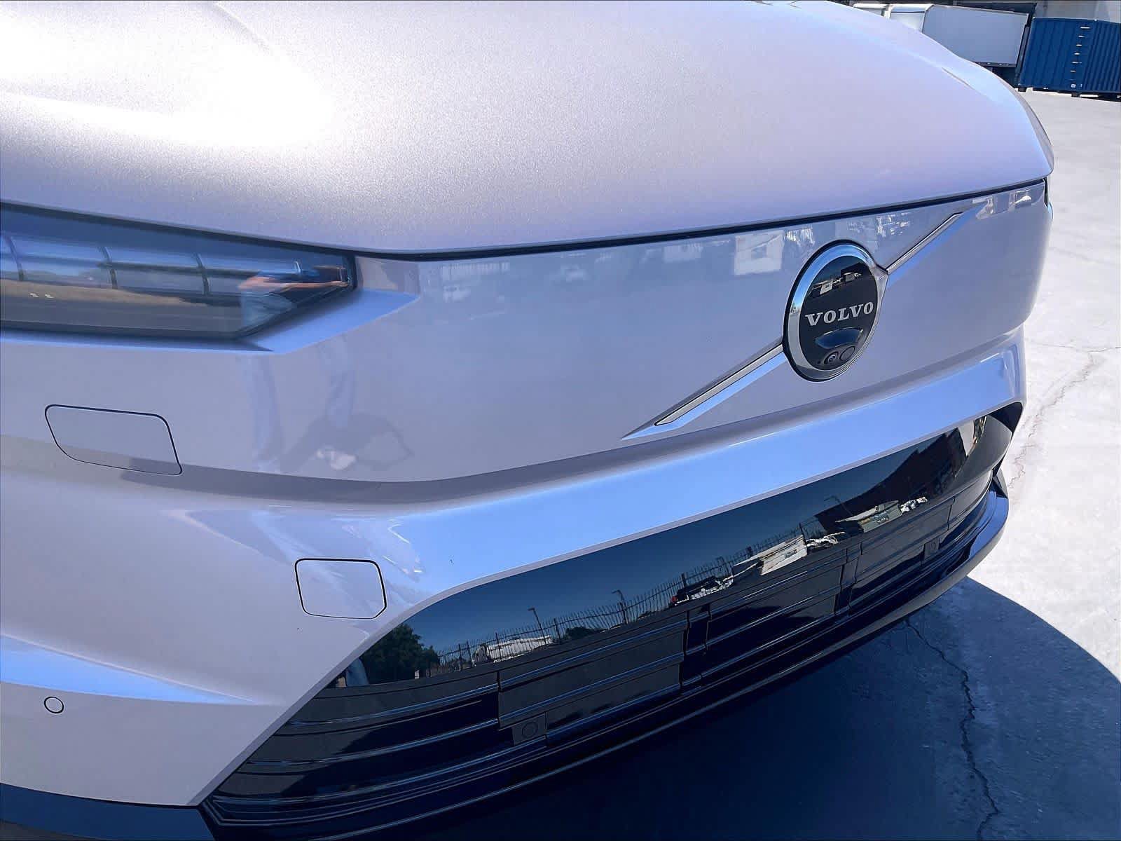 Used 2026 Volvo EX90 Ultra AWD/4WD image 34