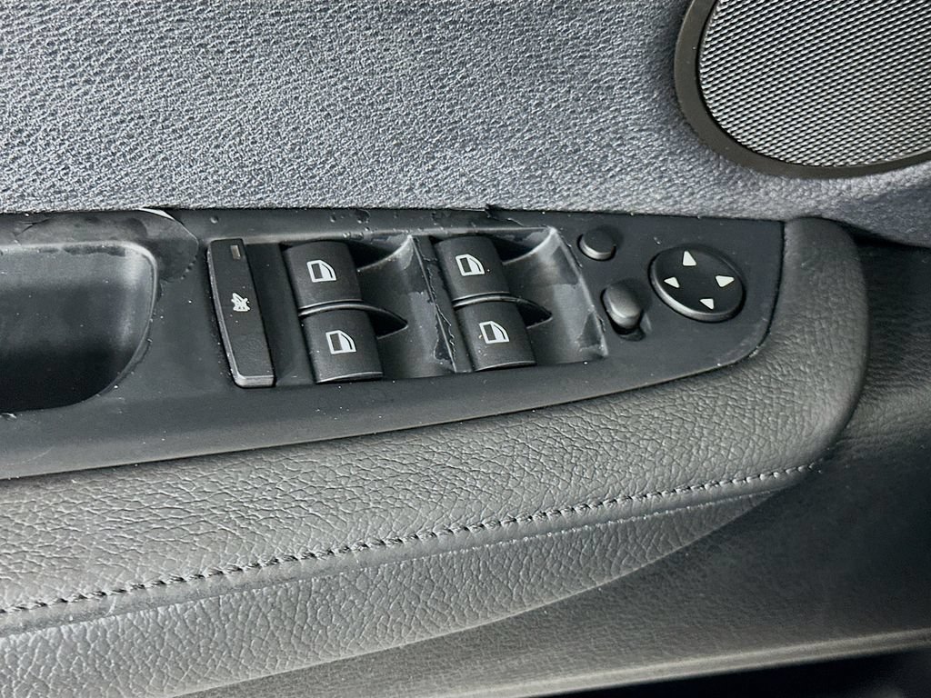 Used 2012 BMW X5 xDrive35i AWD/4WD image 17