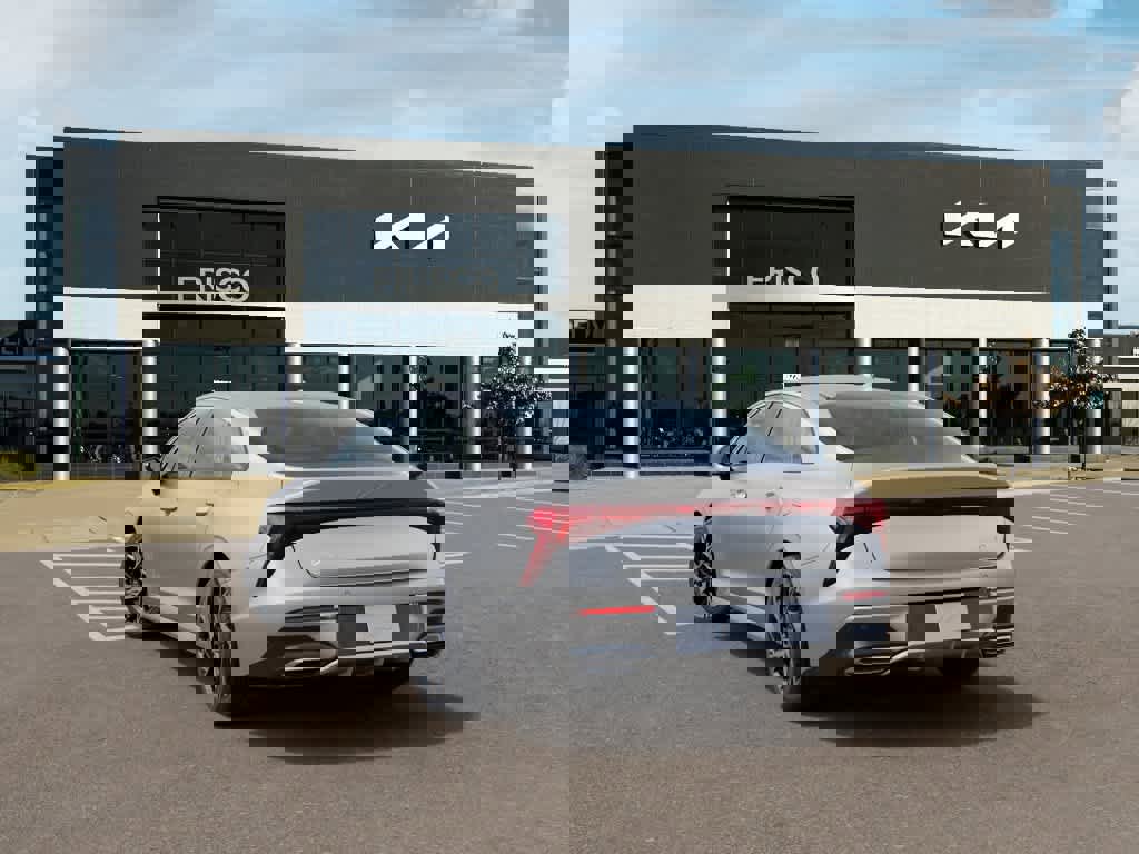 New 2026 Kia K5 GT-Line image 4
