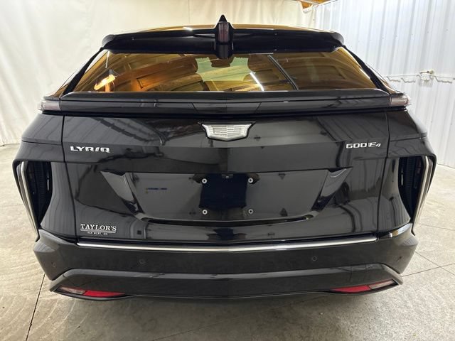 Used 2024 Cadillac Lyriq Tech w/ Driver Assist Package AWD/4WD image 6