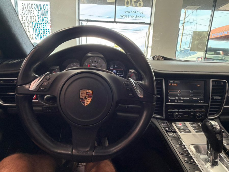 Used 2016 Porsche Panamera GTS AWD/4WD image 64