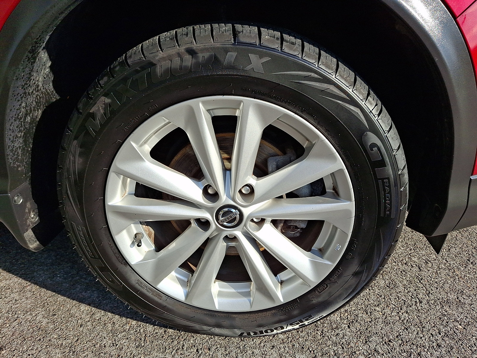 Certified 2019 Nissan Rogue Sport SV w/ Technology Package image 8