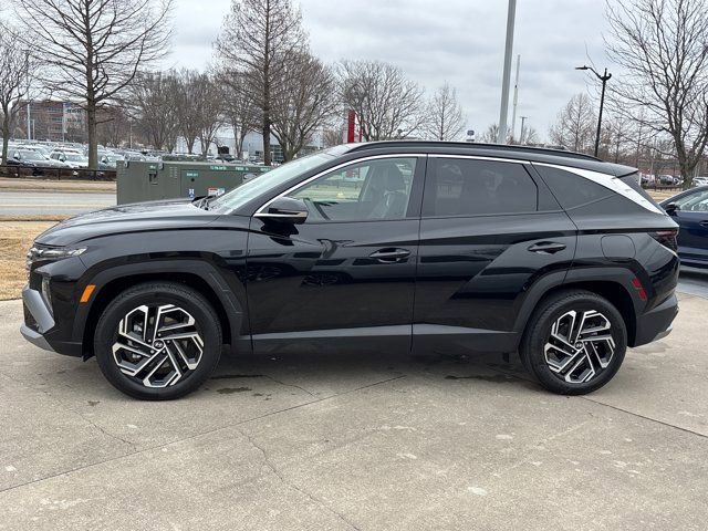 Used 2025 Hyundai Tucson Limited image 11