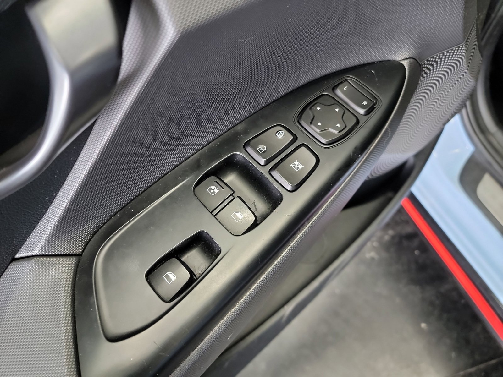 Used 2019 Hyundai Veloster N N FWD image 14