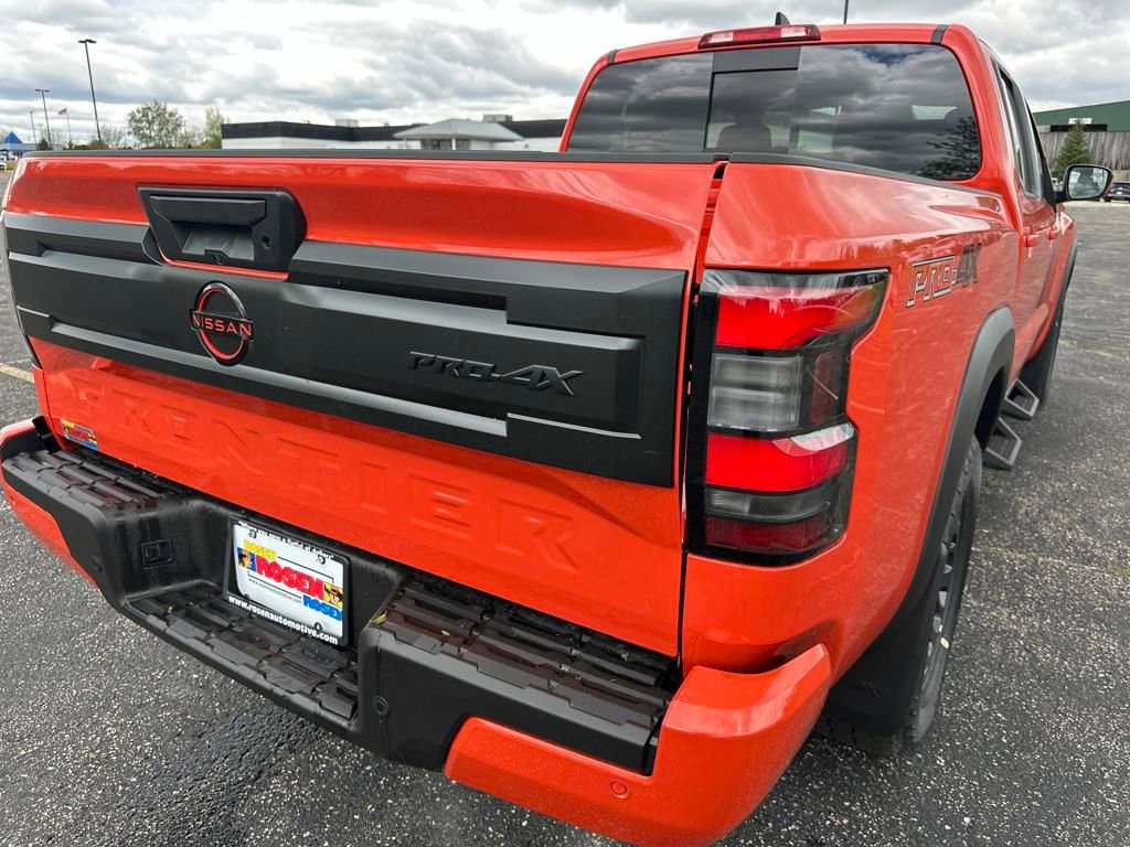 New 2025 Nissan Frontier PRO-4X image 32