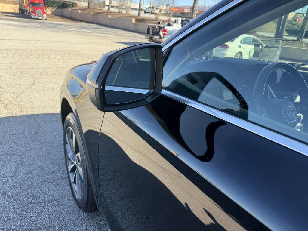 Used 2021 Audi Q5 2.0T Premium w/ Convenience Package image 10