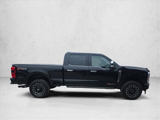 Certified 2024 Ford F350 Platinum w/ FX4 Off-Road Package AWD/4WD image 7
