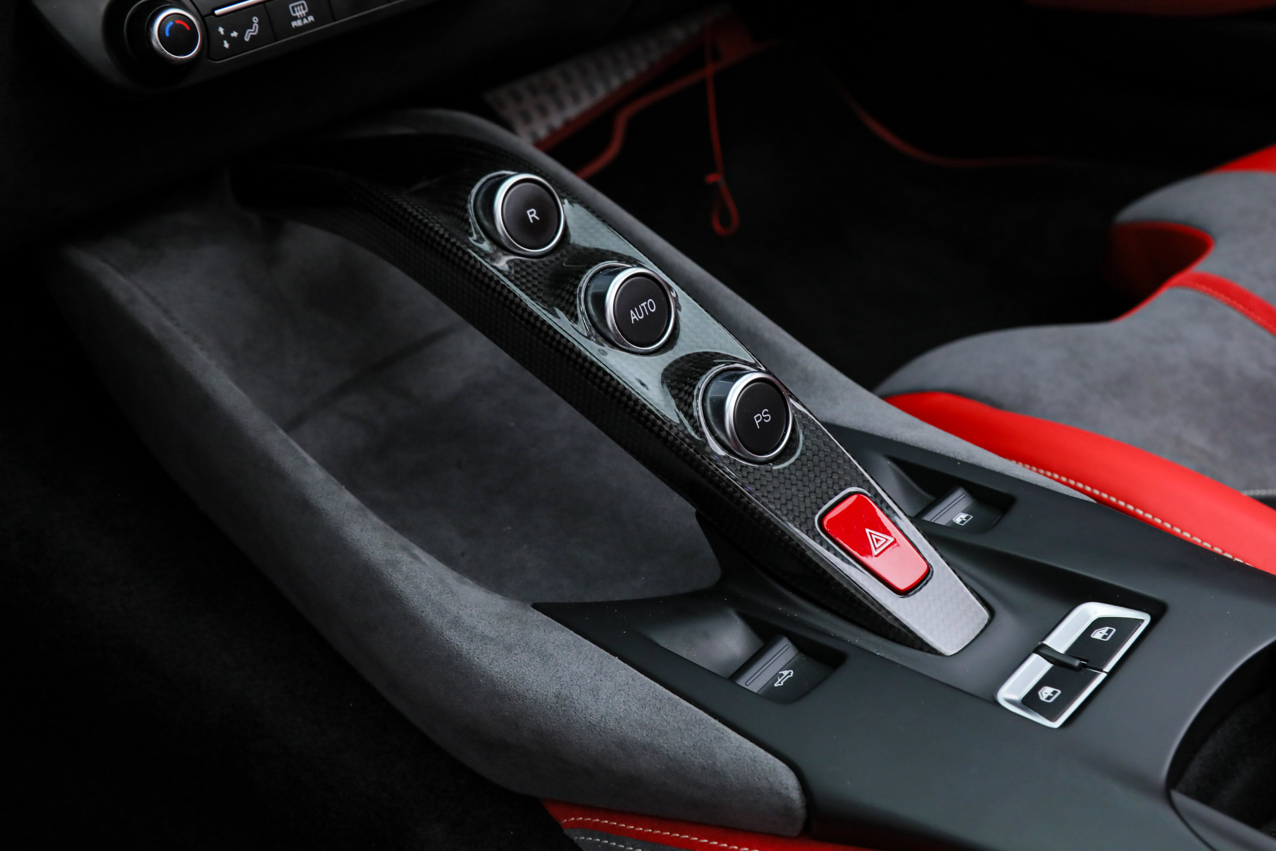Certified 2022 Ferrari 812 GTS RWD image 33