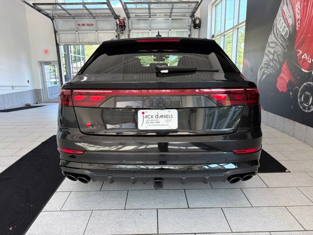 Used 2025 Audi SQ8 Prestige AWD/4WD image 4