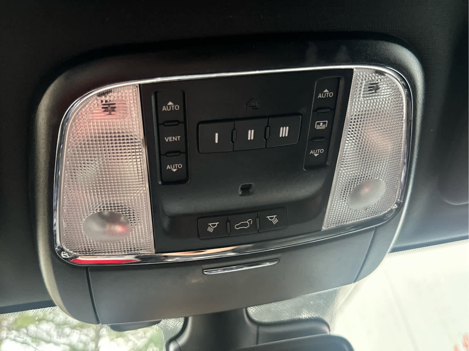 Used 2019 Jeep Grand Cherokee High Altitude image 37