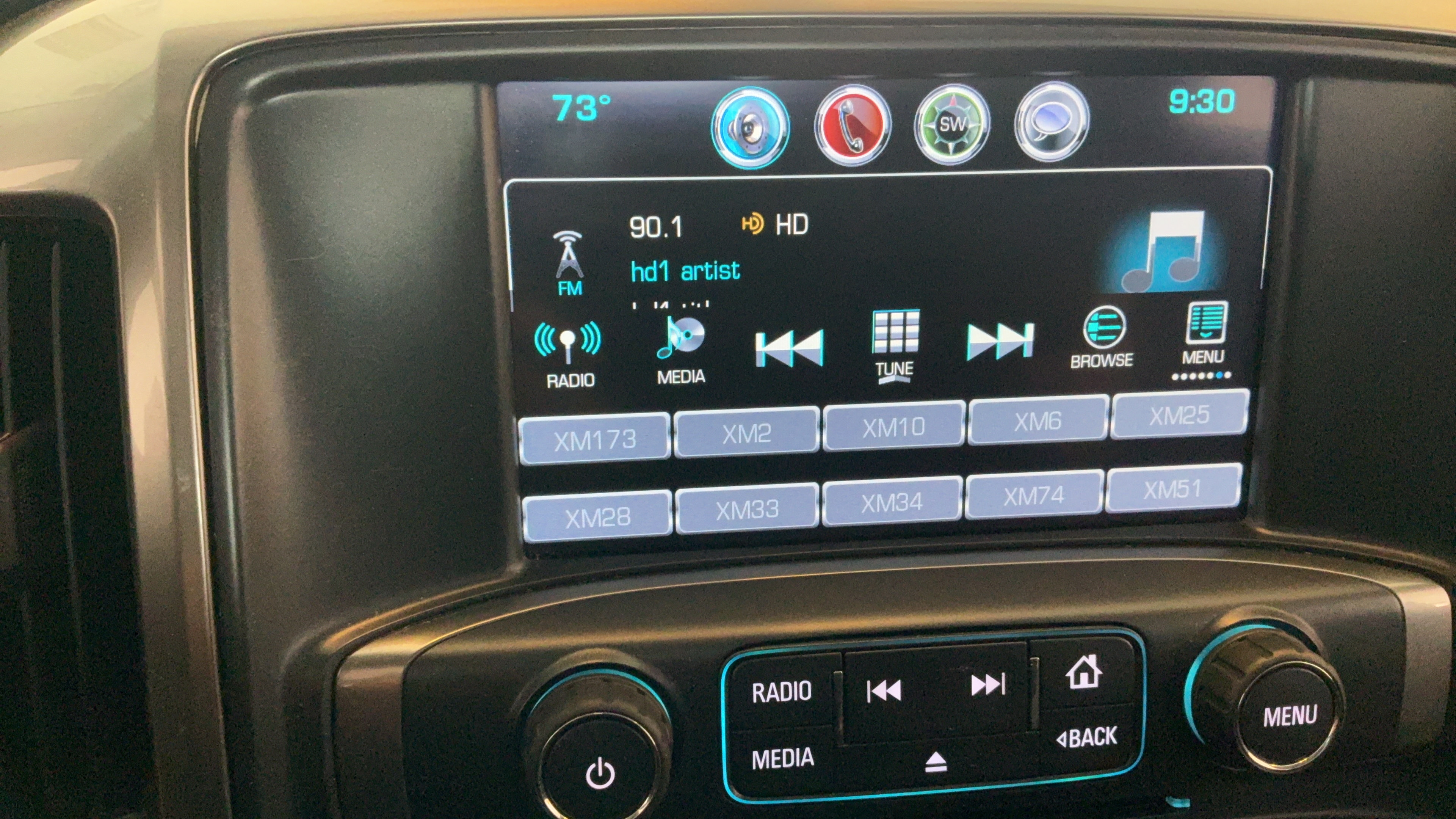 Used 2018 Chevrolet Silverado 1500 LT w/ All Star Edition AWD/4WD image 11