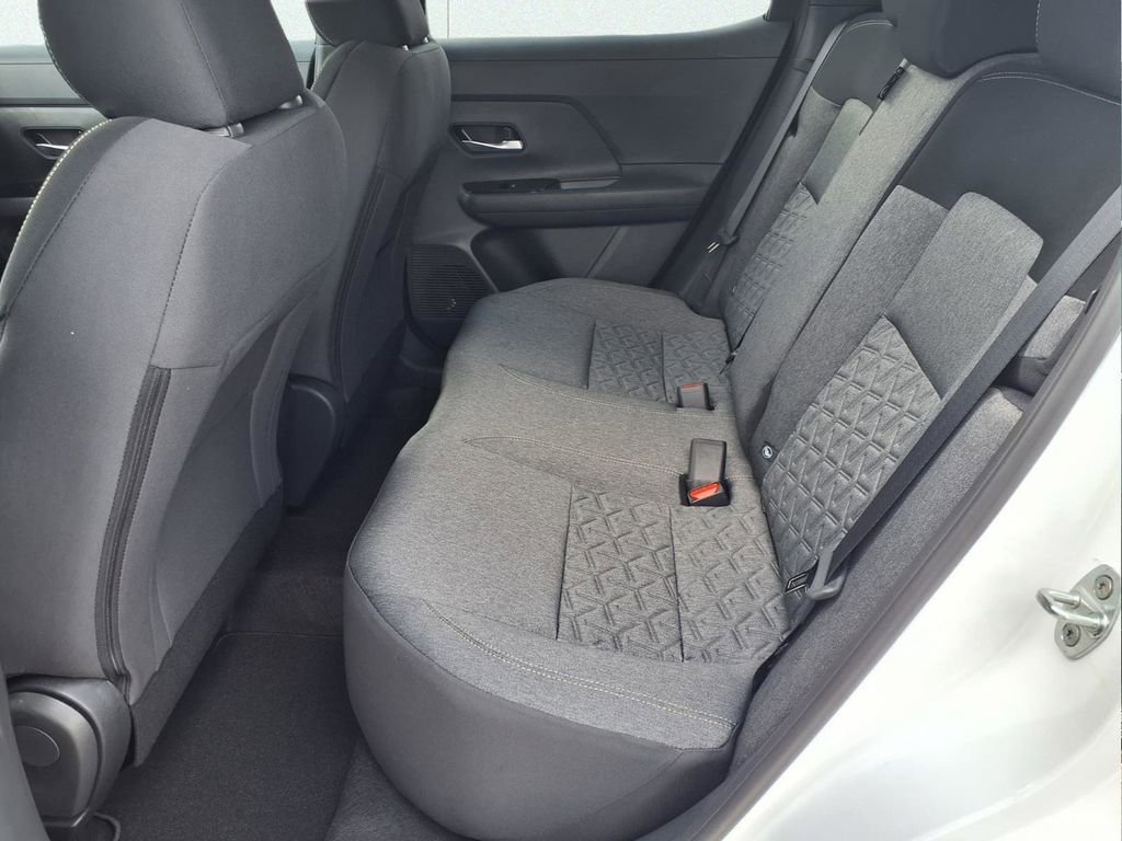 New 2026 Nissan Kicks SV w/ SV Premium Package image 11