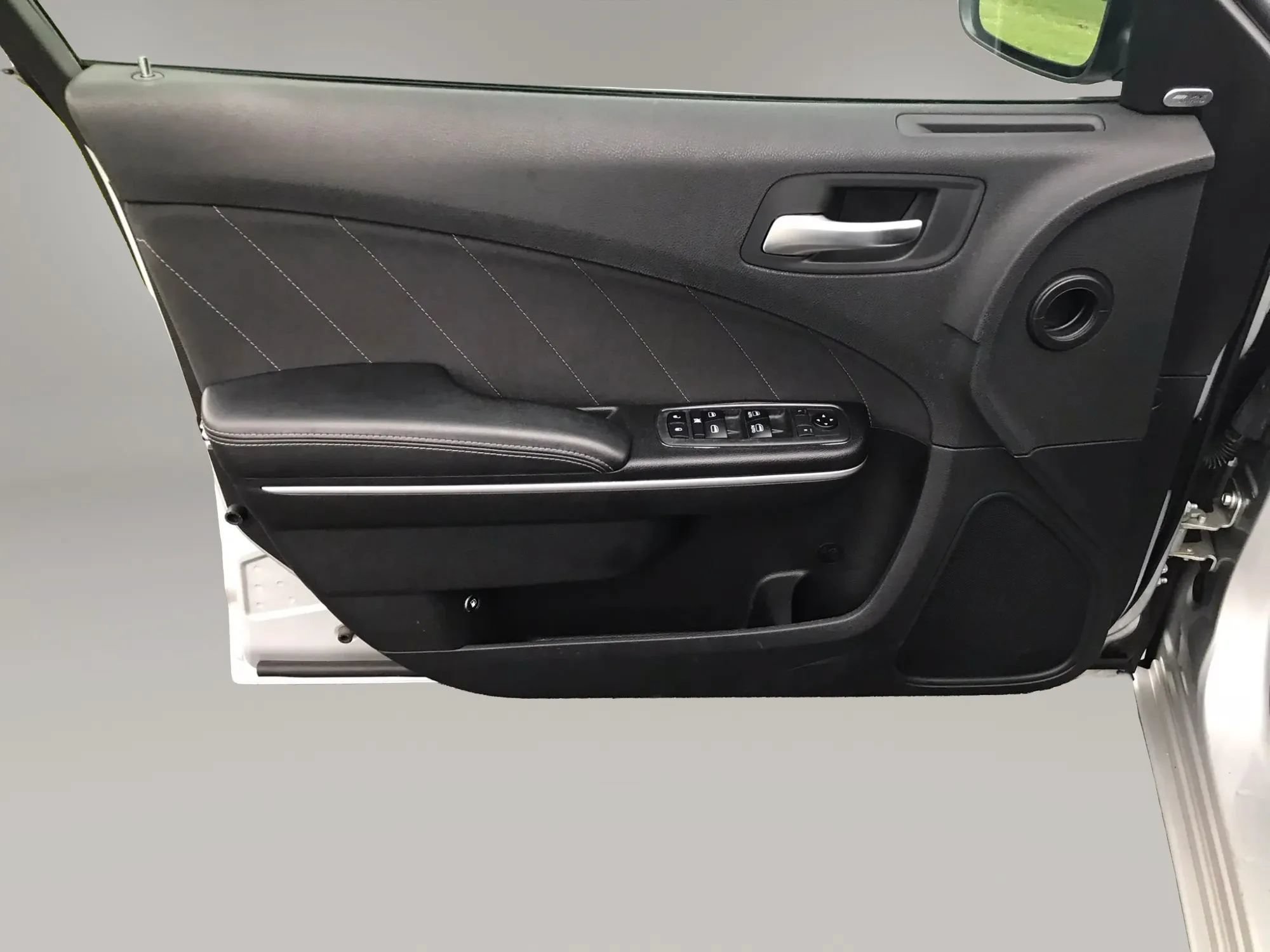 Used 2019 Dodge Charger SXT AWD/4WD image 12