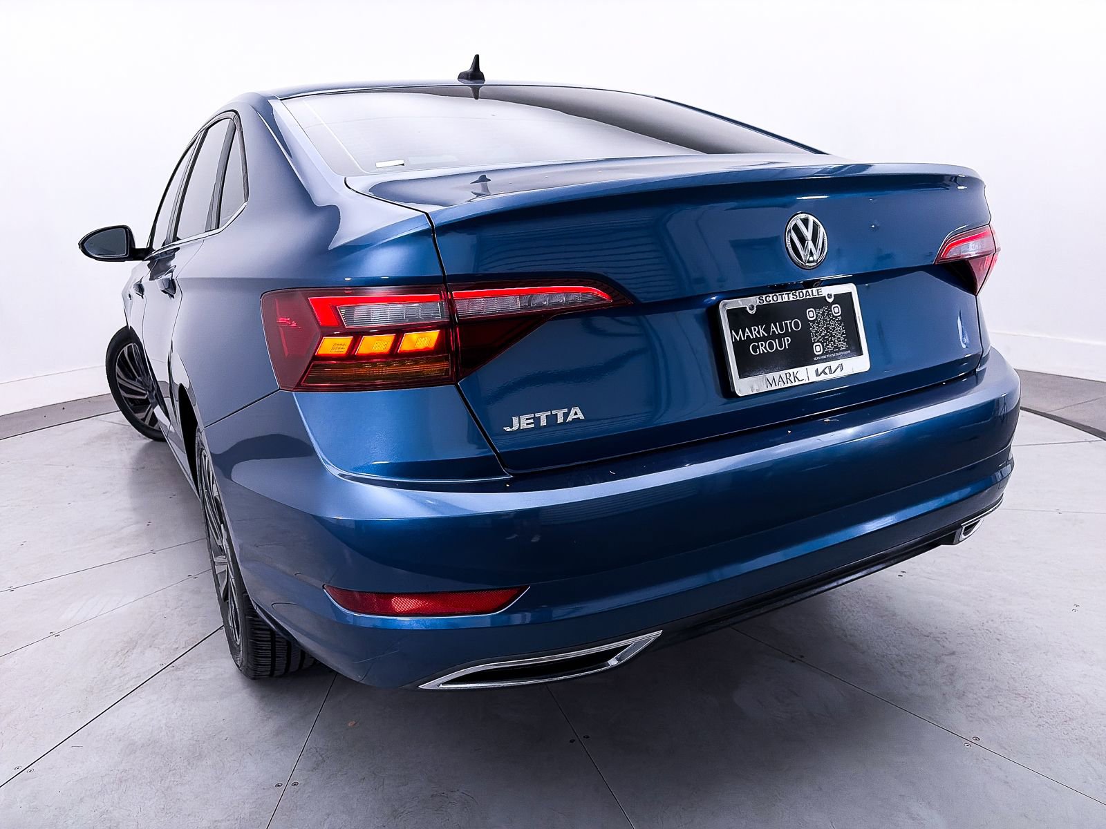 Used 2019 Volkswagen Jetta SEL Premium FWD image 9