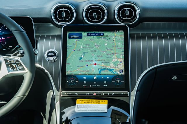 New 2026 Mercedes-Benz GLC 300 4MATIC image 23