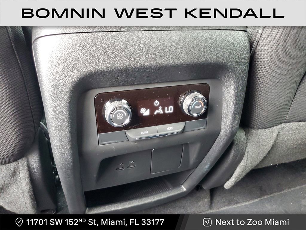 Used 2024 Chevrolet Traverse LS w/ Midnight/Sport Edition image 17