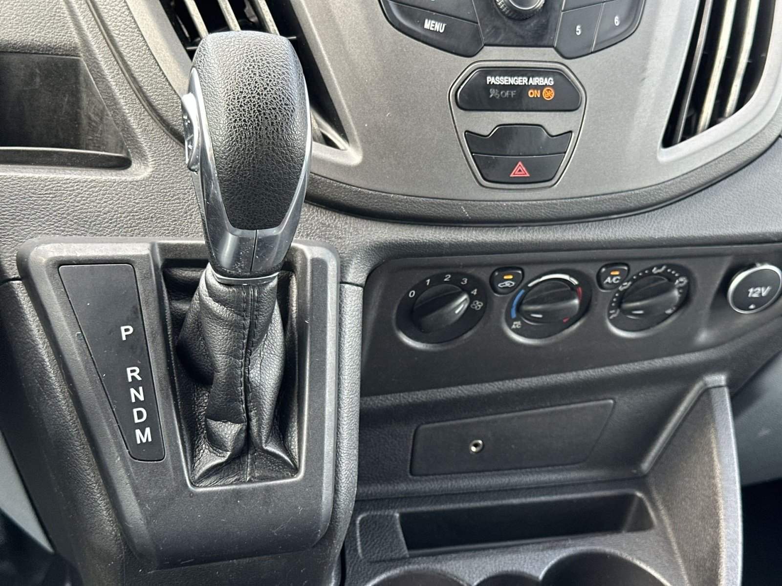 Used 2018 Ford Transit 250 148 High Roof RWD image 21