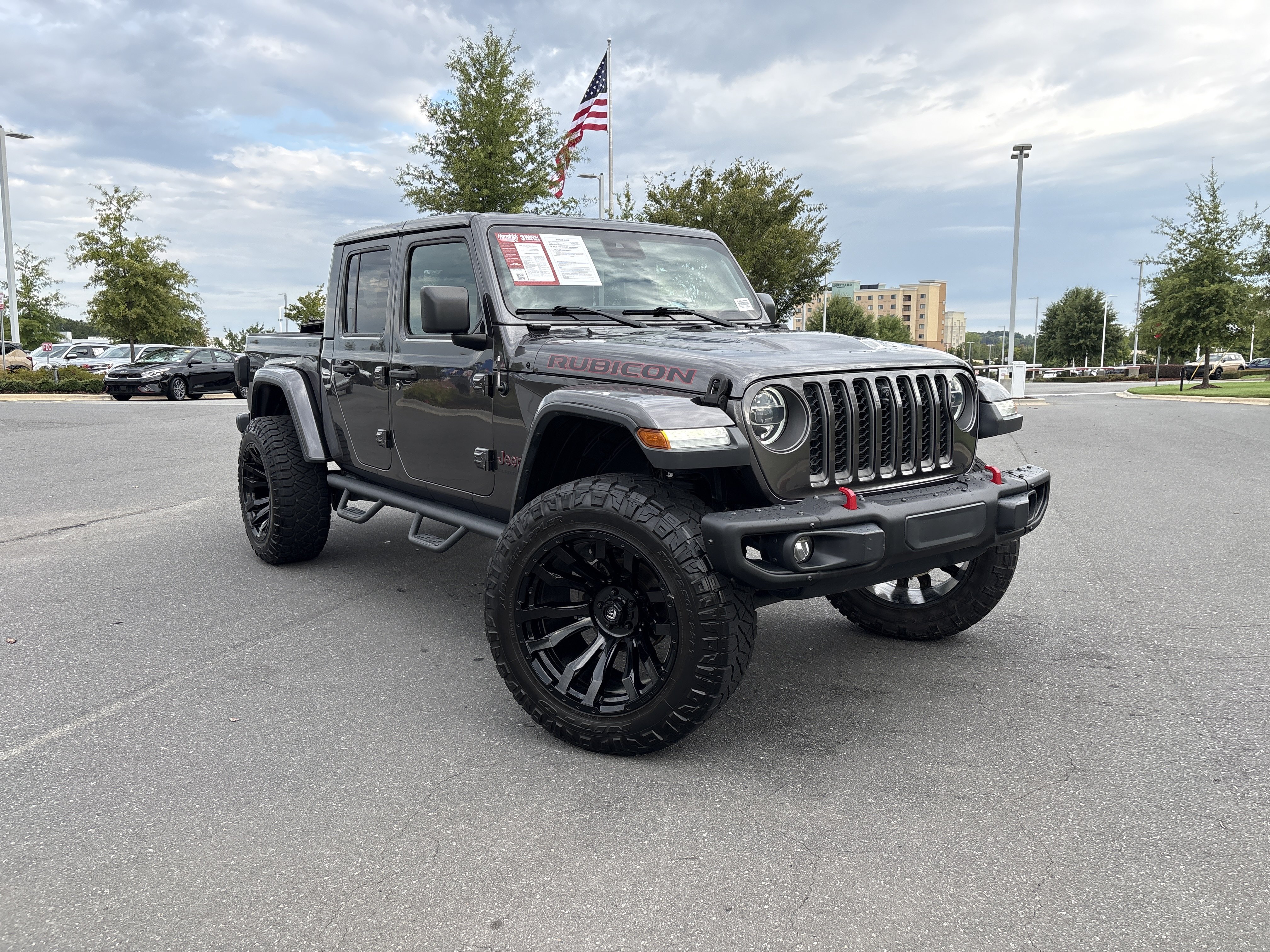 Used 2020 Jeep Gladiator Rubicon AWD/4WD image 2