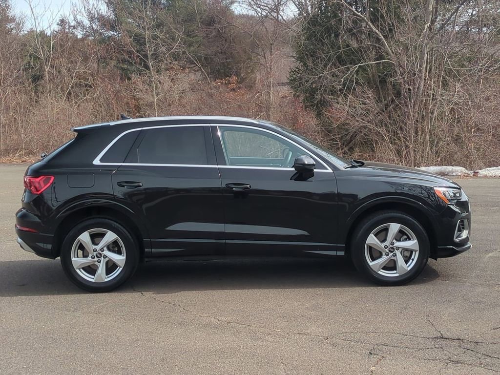 Used 2022 Audi Q3 2.0T Premium AWD/4WD image 3