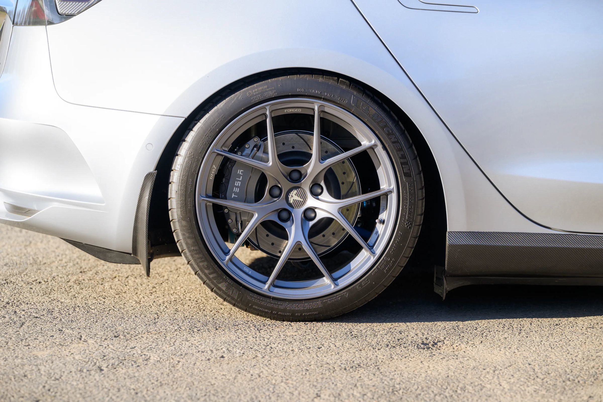 Used 2018 Tesla Model 3 Long Range image 51