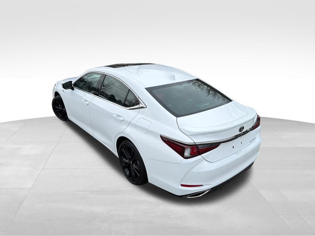 Used 2022 Lexus ES 350 F Sport image 4