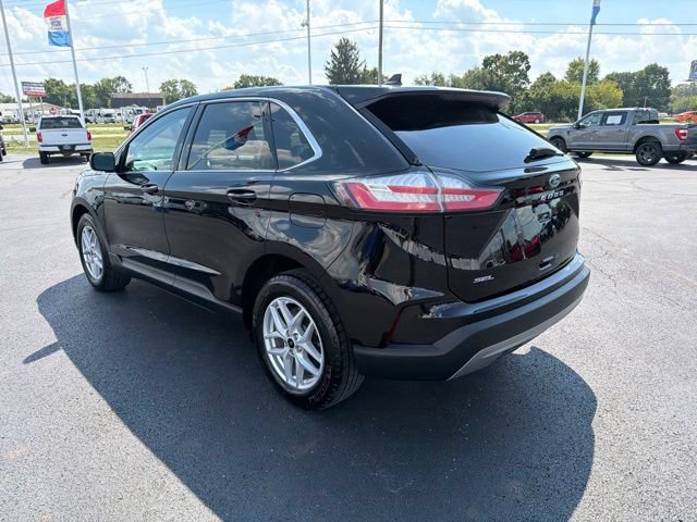 Certified 2024 Ford Edge SEL w/ Convenience Package AWD/4WD image 8
