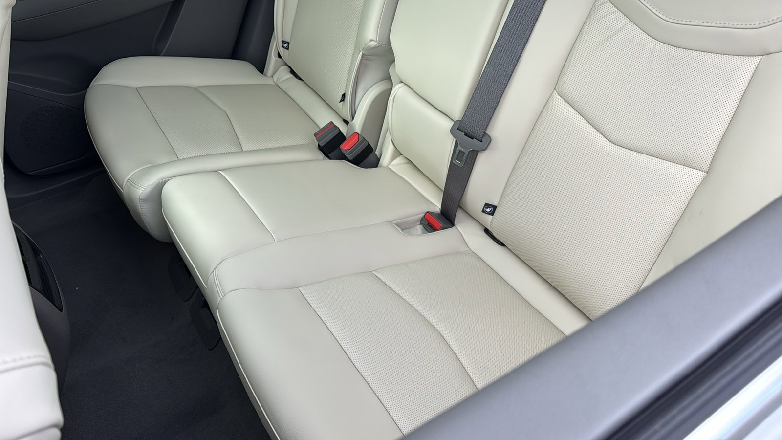 New 2026 Cadillac XT5 Premium Luxury image 29