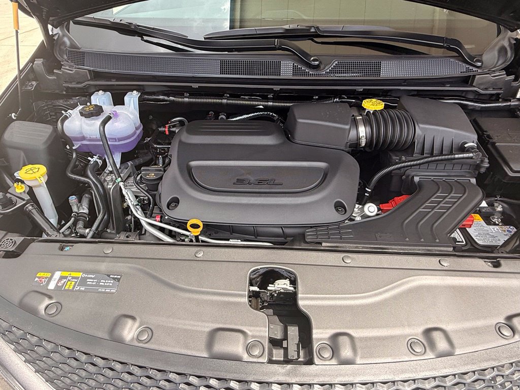 New 2027 Chrysler Pacifica LX FWD image 31