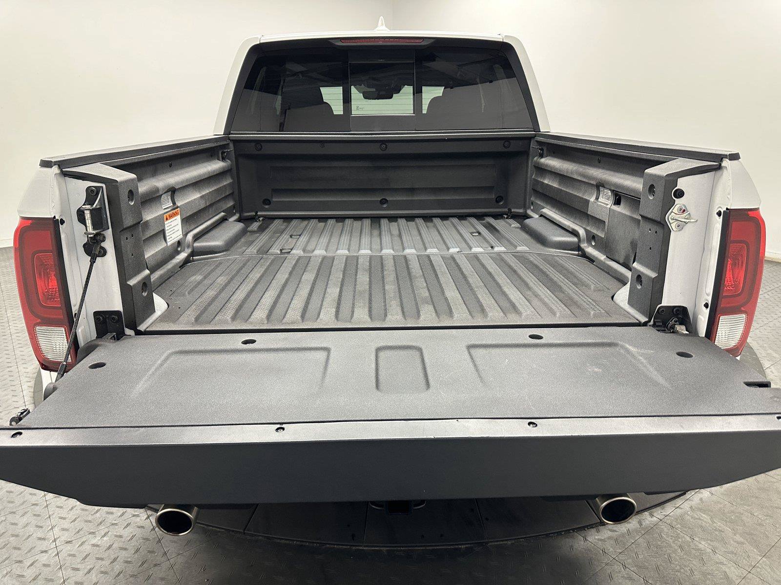 Certified 2025 Honda Ridgeline RTL+ image 33