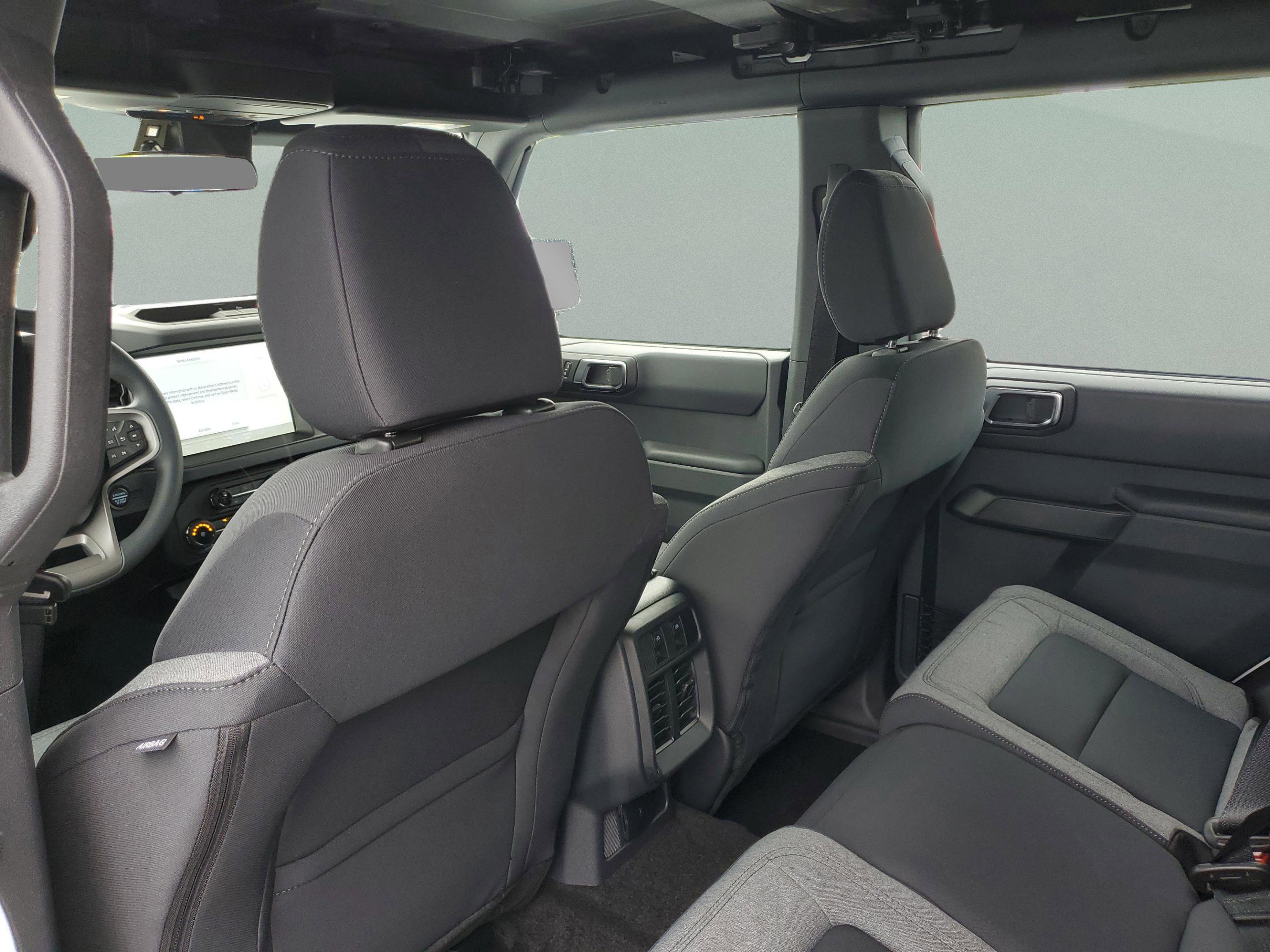 New 2025 Ford Bronco 4-Door image 12