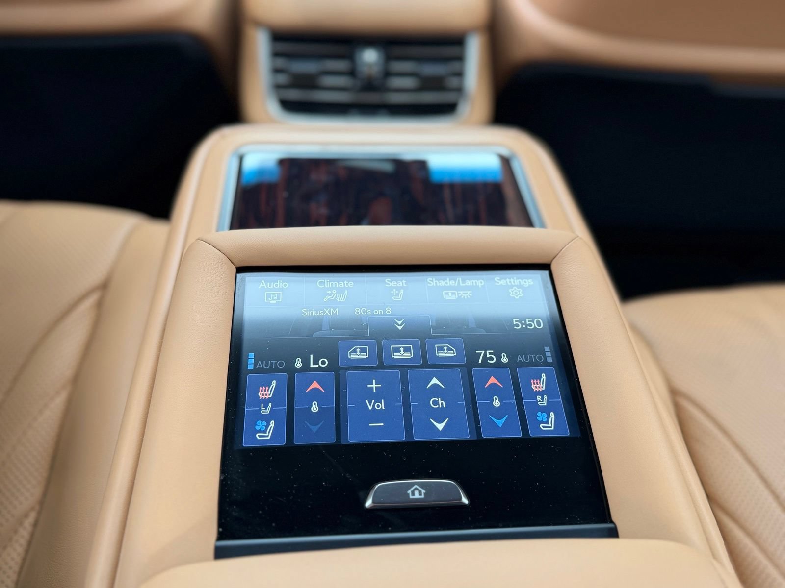 Used 2023 Lexus LS 500 AWD w/ Luxury Package image 38