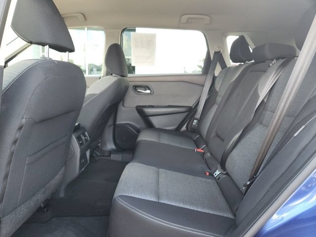 Used 2021 Nissan Rogue SV FWD image 21