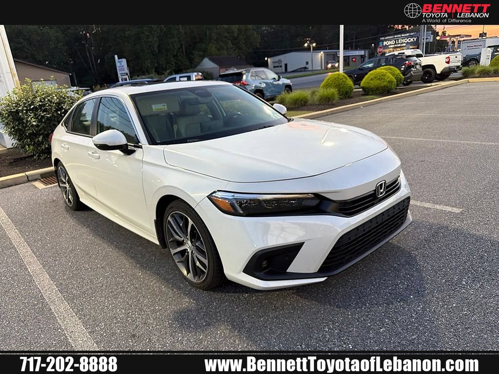Used 2023 Honda Civic Touring image 1