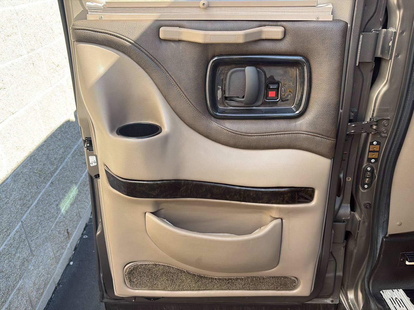 Used 2014 Chevrolet Express 1500 AWD image 35